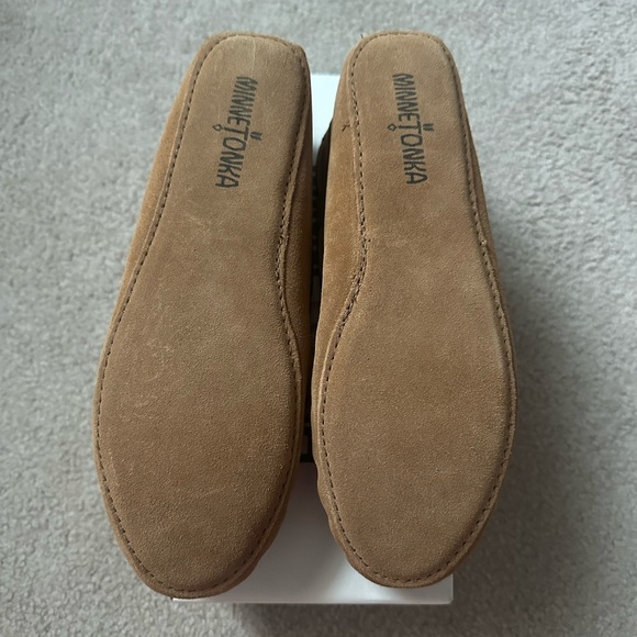Minnetonka soft bottom slippers - Picture 3 of 3